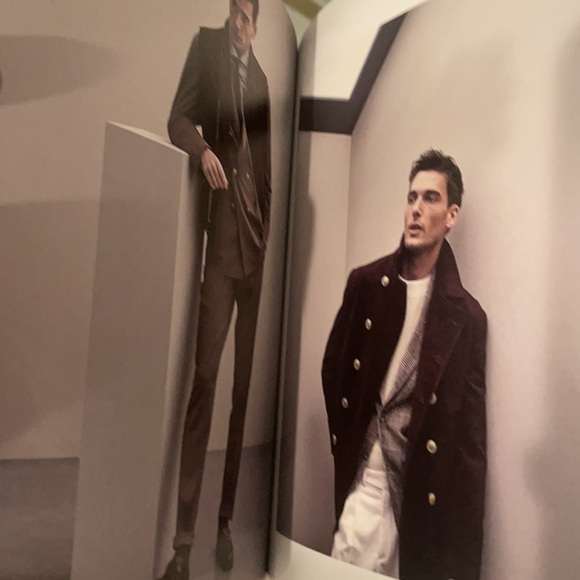 2 Brunello Cucinelli 2019 and 2021 Catalog - Picture 14 of 17